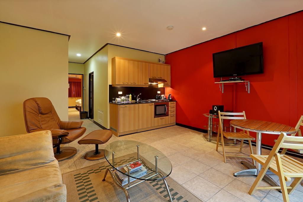 Angus O'Tool'S Guesthouse Karon Стая снимка