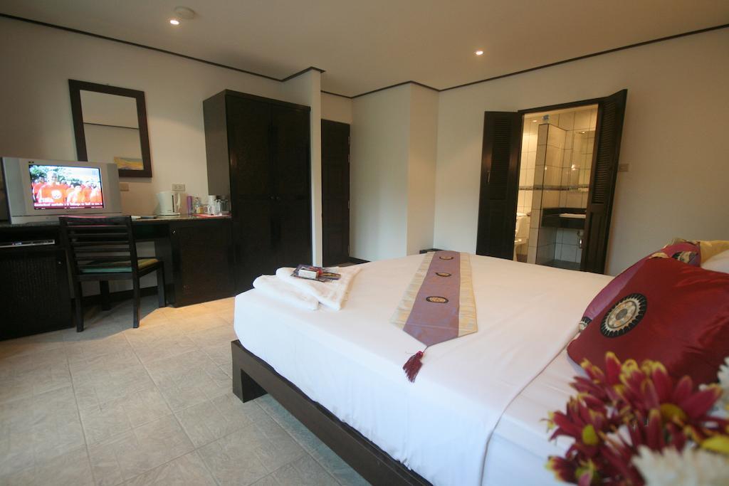 Angus O'Tool'S Guesthouse Karon Стая снимка